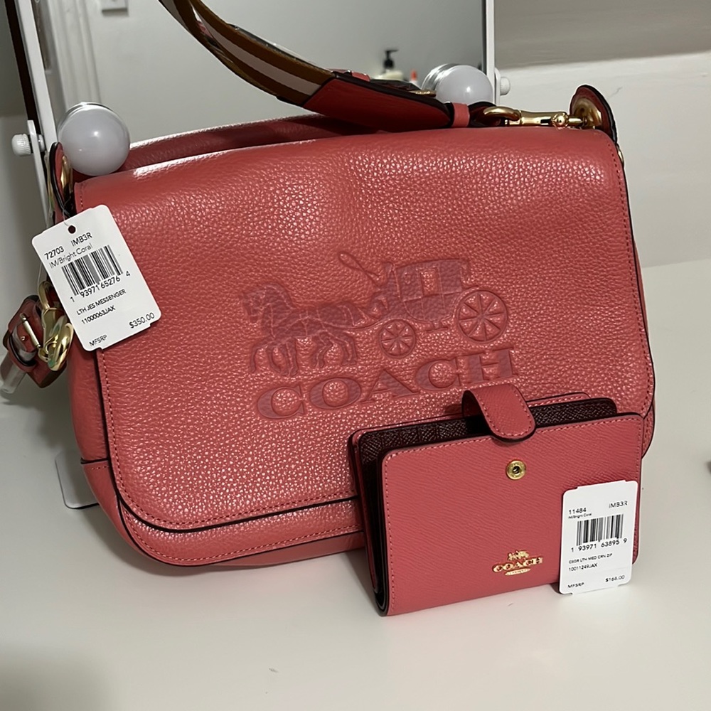 Brand new and Original Coach Messenger bag with wallet/Tags included.